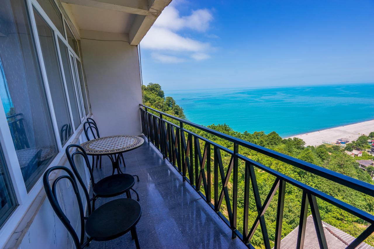 Aniva The Hotel Batumi Ngoại thất bức ảnh