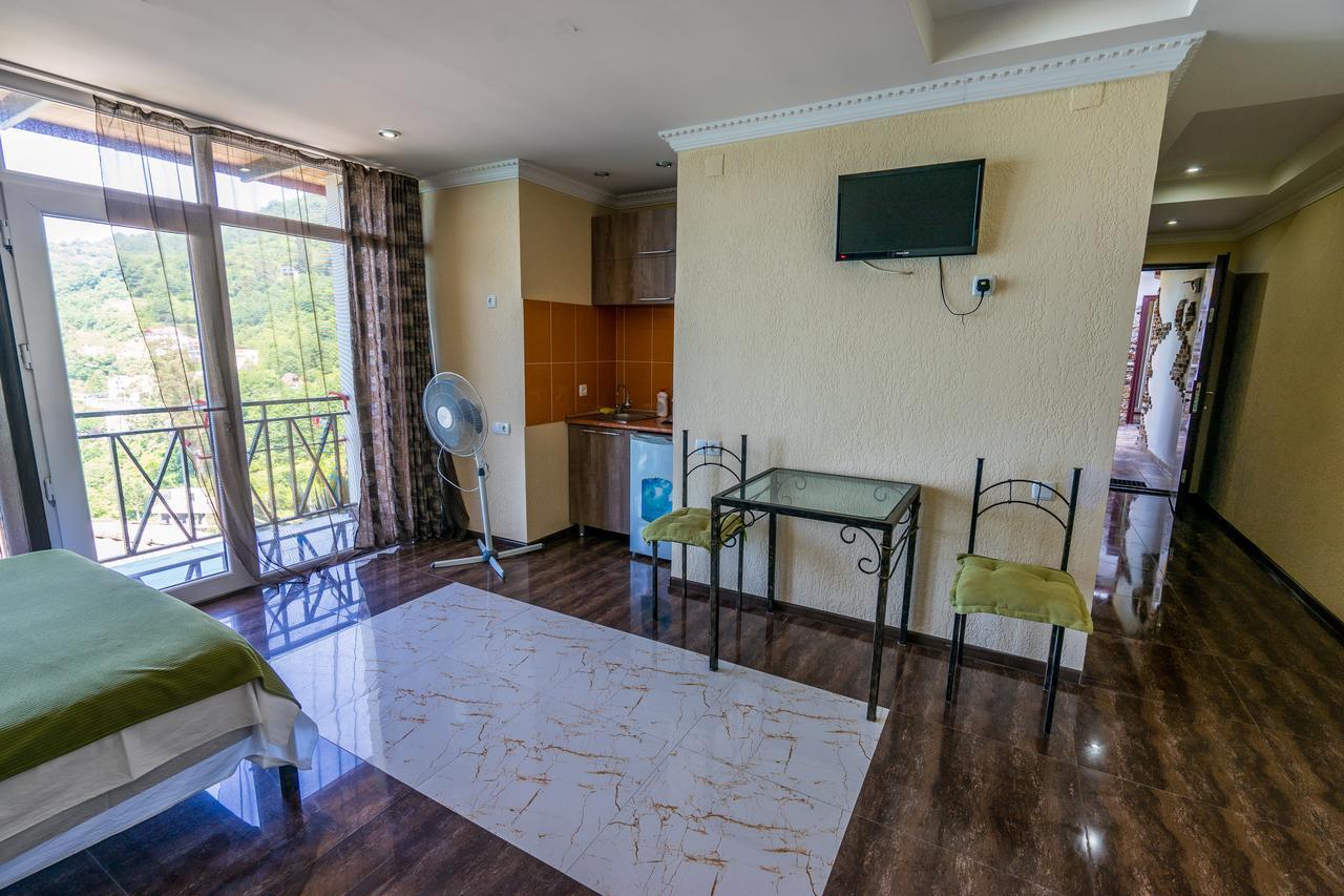 Aniva The Hotel Batumi Ngoại thất bức ảnh